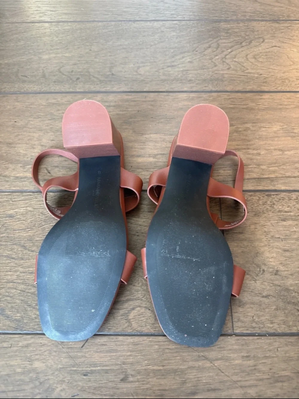NWOT Banana Republic Brown Block Heel Slingback Sandals